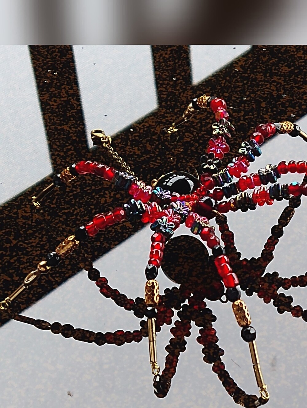 Hand Crafted • Red & Black Floral Beaded Spider Pendant - Picture 15 of 16